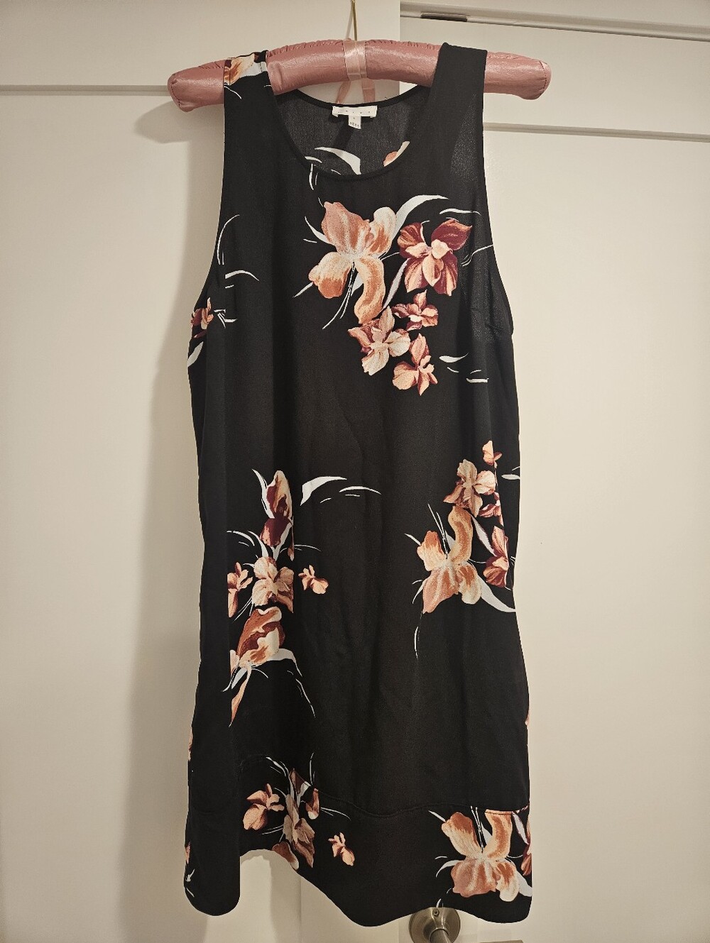 LUSH Sleeveless Black Dress W. Pink Floral Pattern Size L